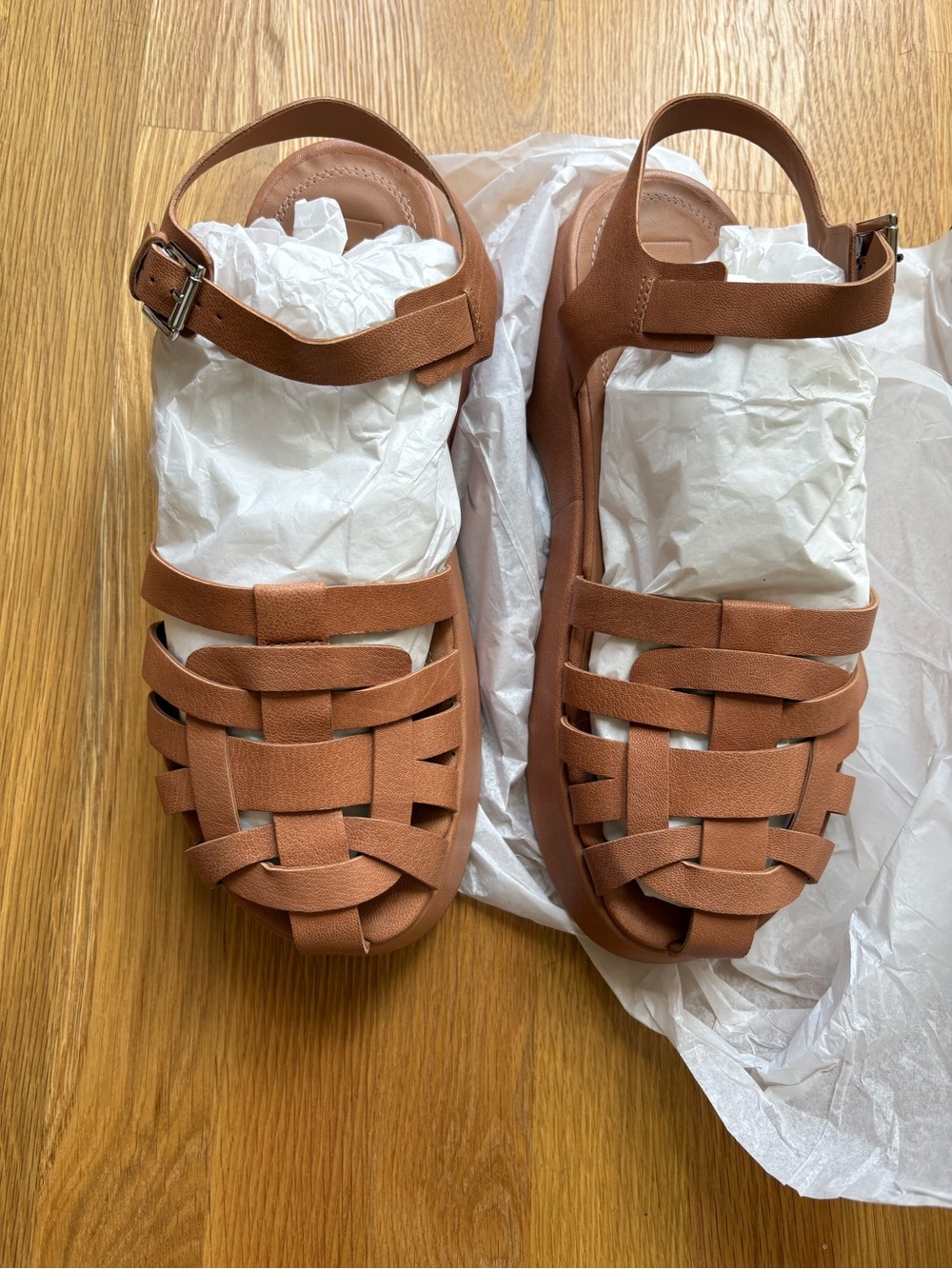 Either/Or Tan Woven Leather Platform Fisherman Sandals NWT / 10 - Picture 7 of 12